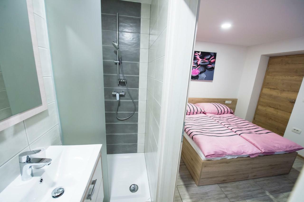 Guesthouse Ursa Preddvor Room photo